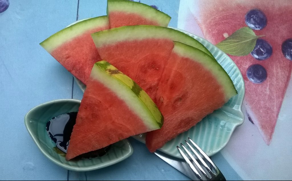 Wassermelone mit Sojasauce